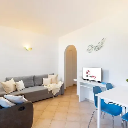 Emerald Living - Piscina & Giardino Privato * Murta Maria