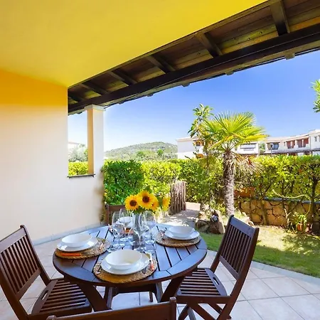 Appartement Emerald Living - Piscina & Giardino Privato Murta Maria