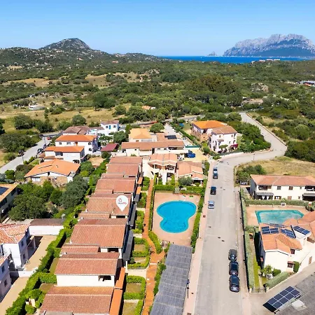 Emerald Living - Piscina & Giardino Privato Appartement